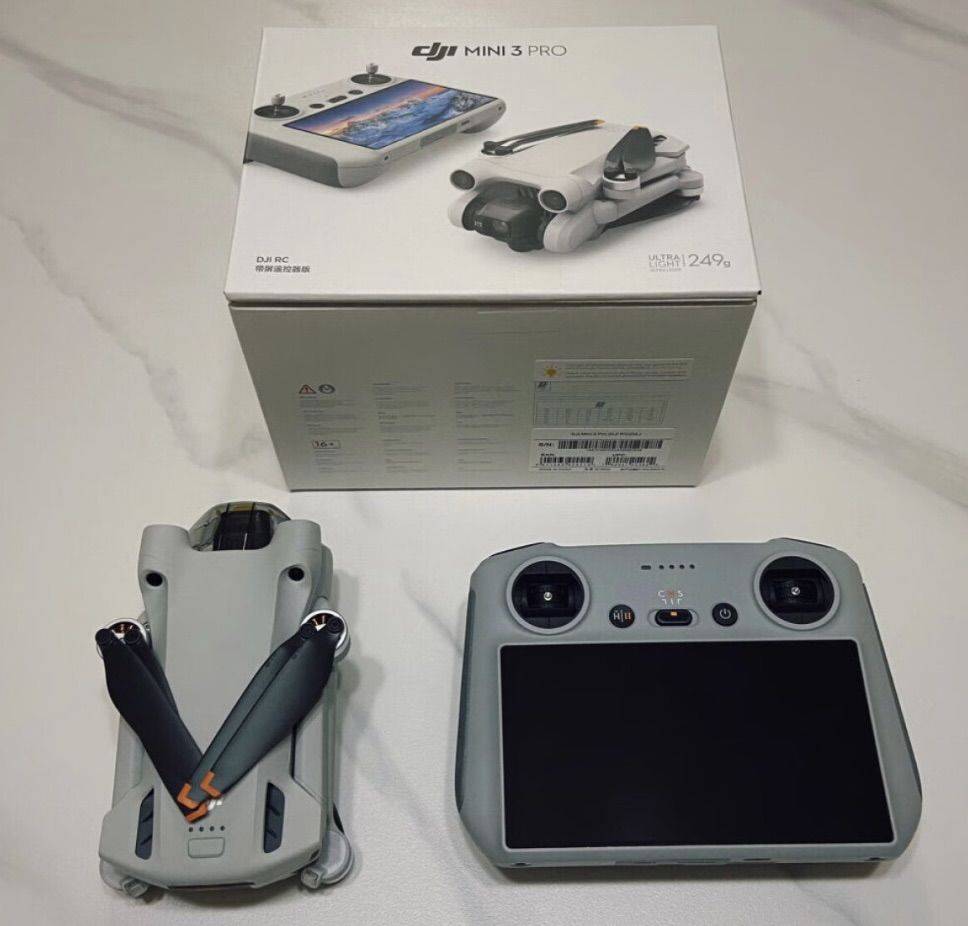 全新大疆mini3Pro  未激活，未试用。本来买来计划工作使用，后来工作方向发生调整未试用一直在置物架上闲置！可以一起去门店验机后交易。