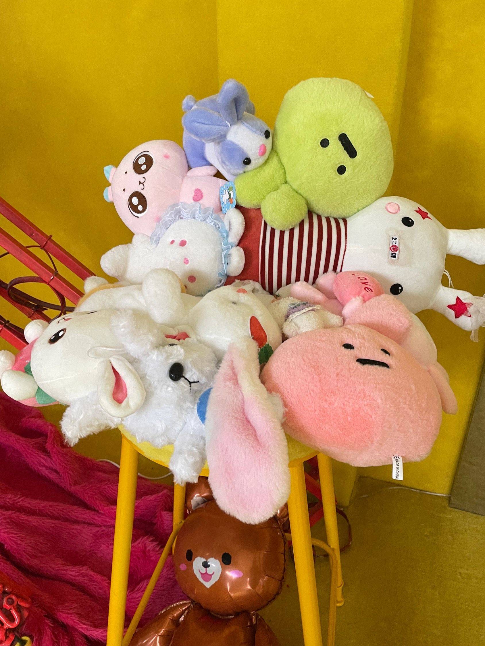 原创 改造家具 靠垫 座垫 DM 我定制你们喜欢的款式吧 ！现货 小兔挤挤（兔年特辑）_4