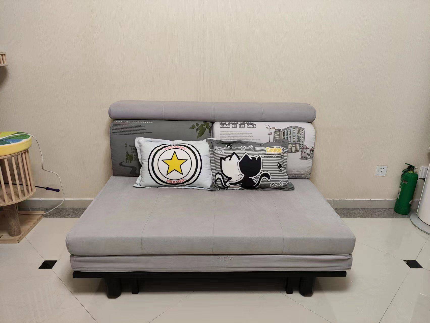 菲诗雅 折叠沙发 沙发床 乳胶款 9新