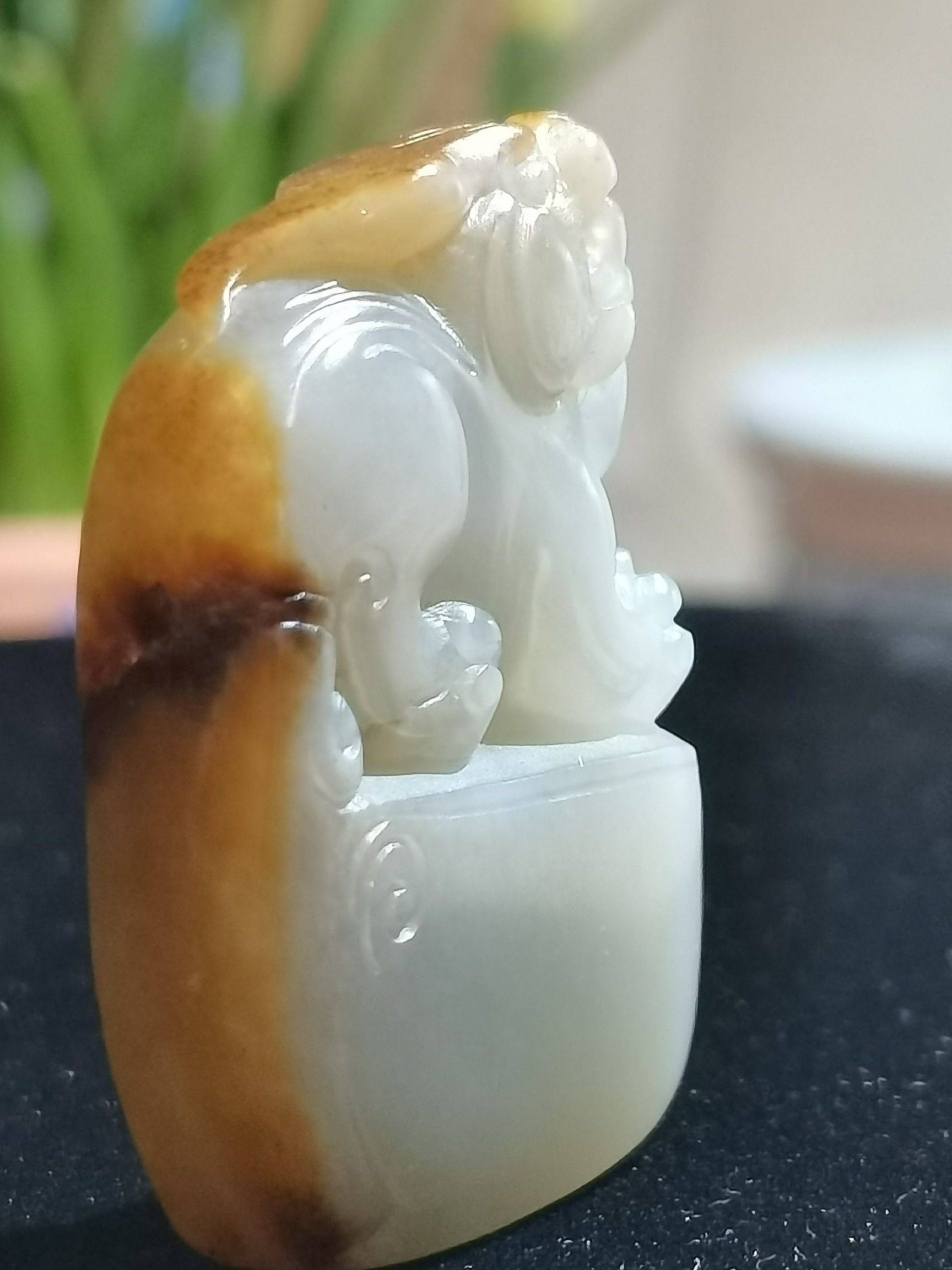 新疆和田玉籽料吊坠_1