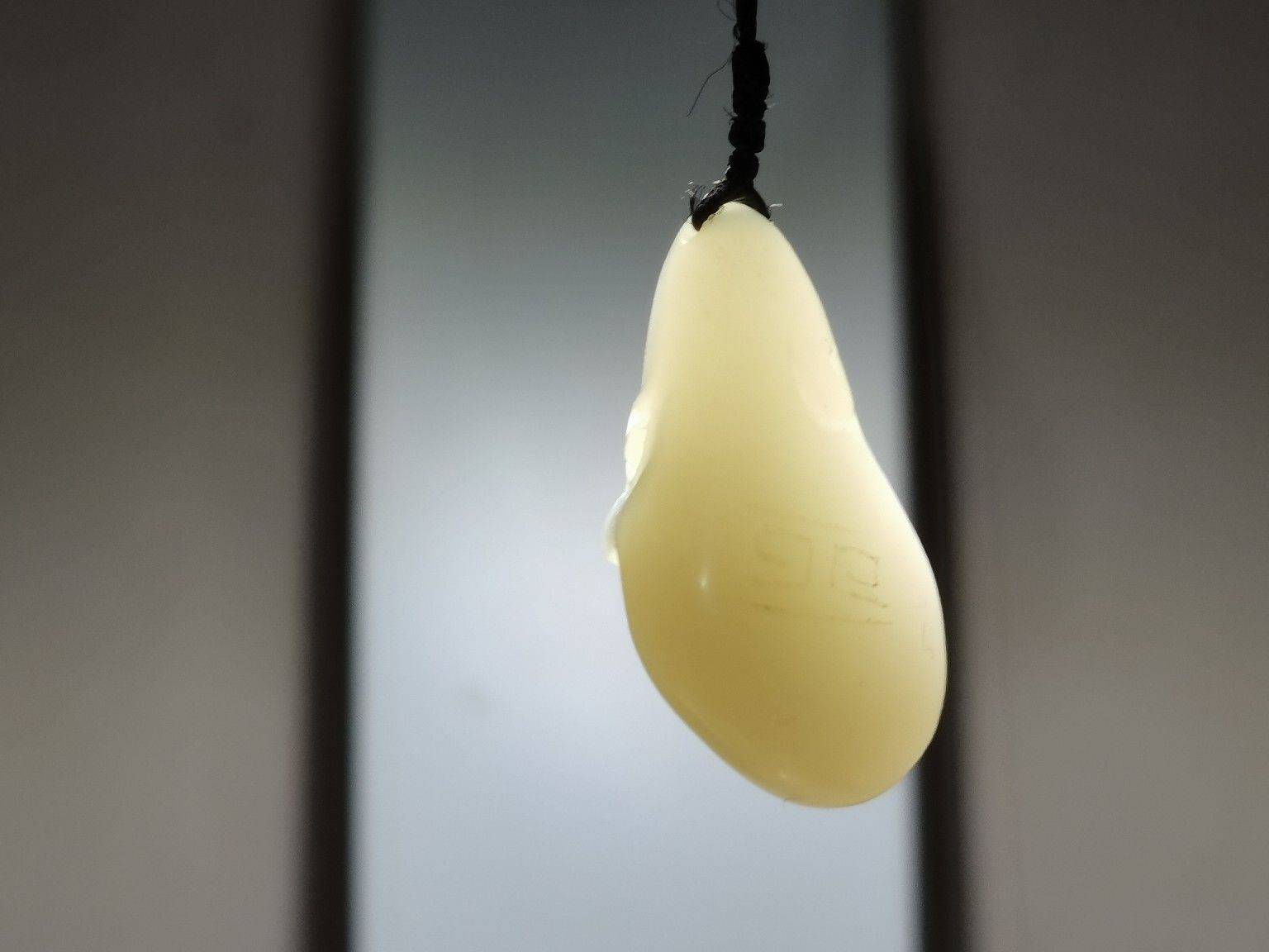 和田玉吊坠，有证书，保真。