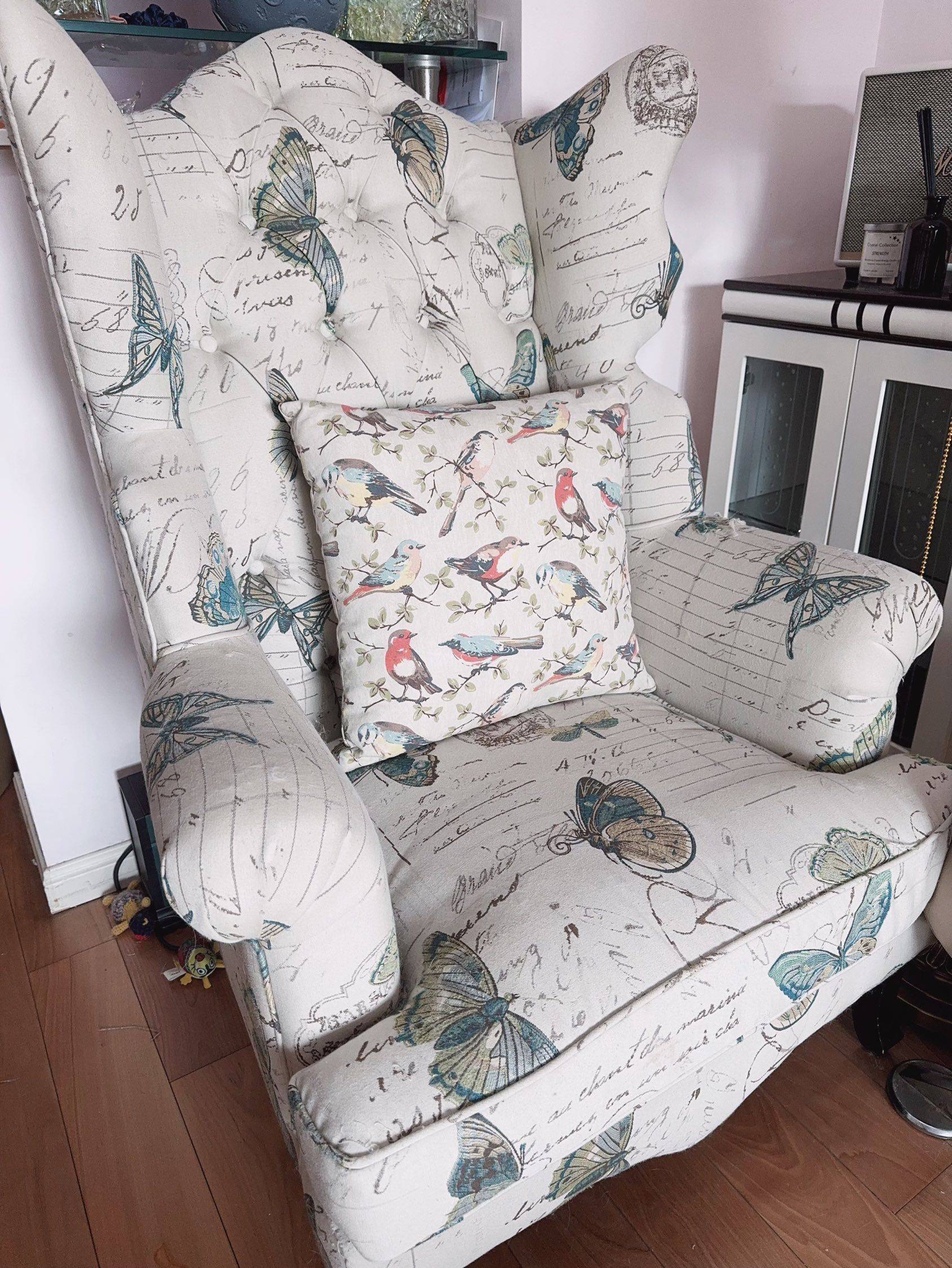 armchair_0