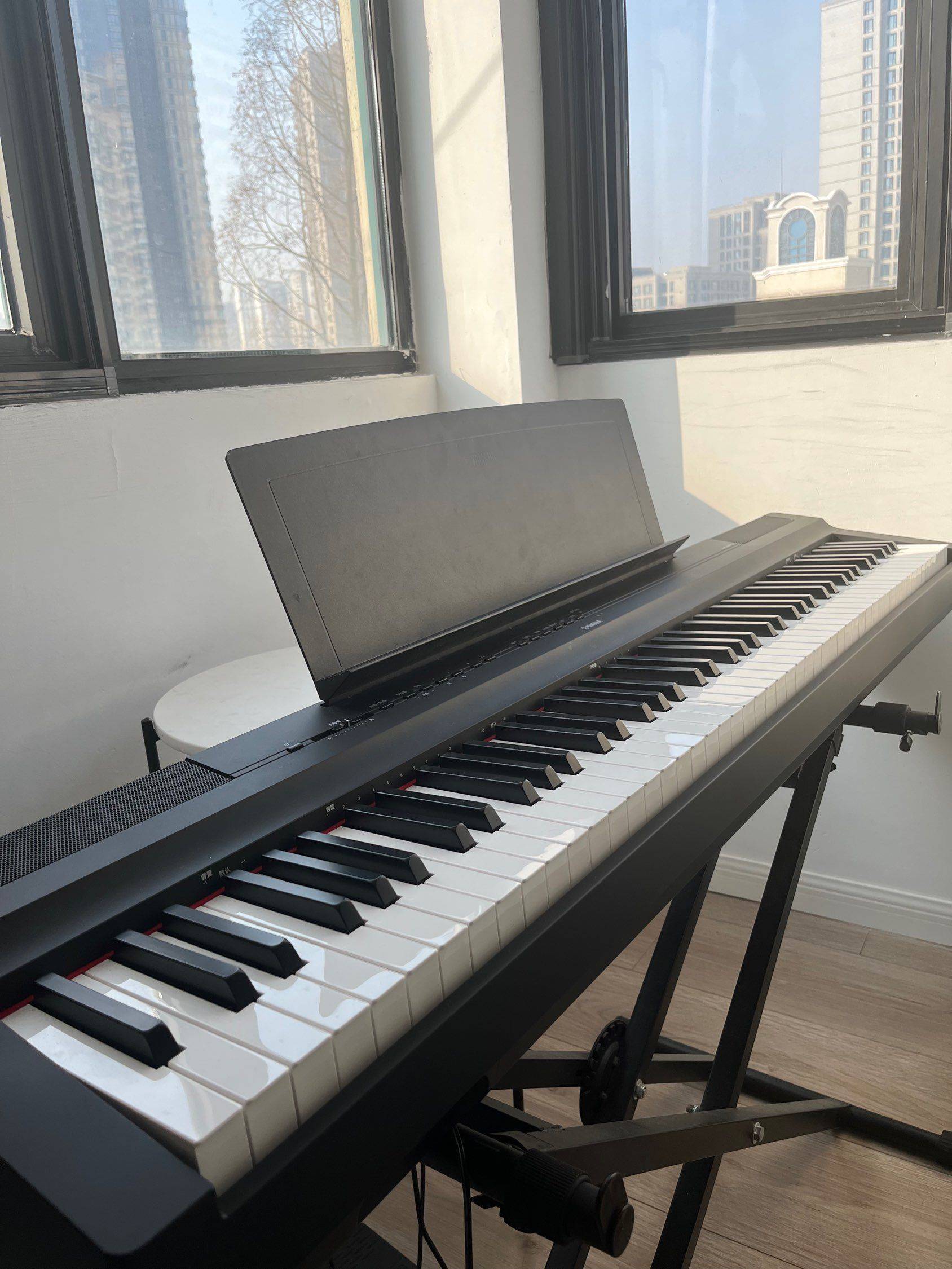 Yamaha P125 b!  In Jing’an temple area _3