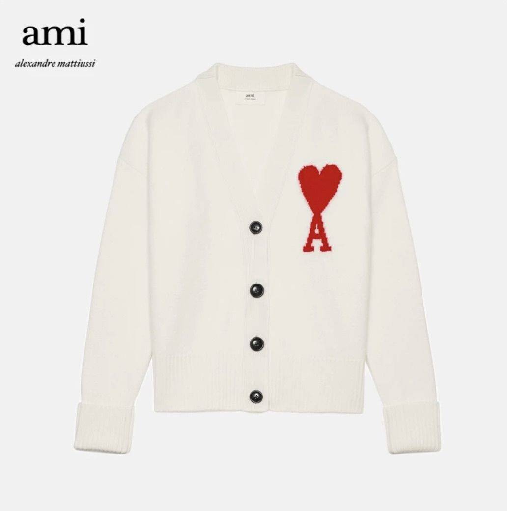 AMI Paris全新开衫