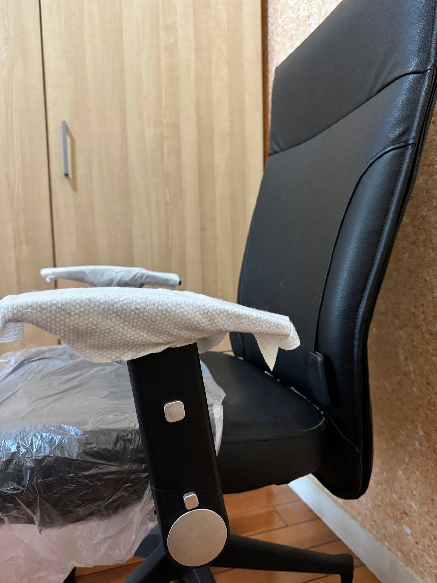 Black PVC leather office chair _1