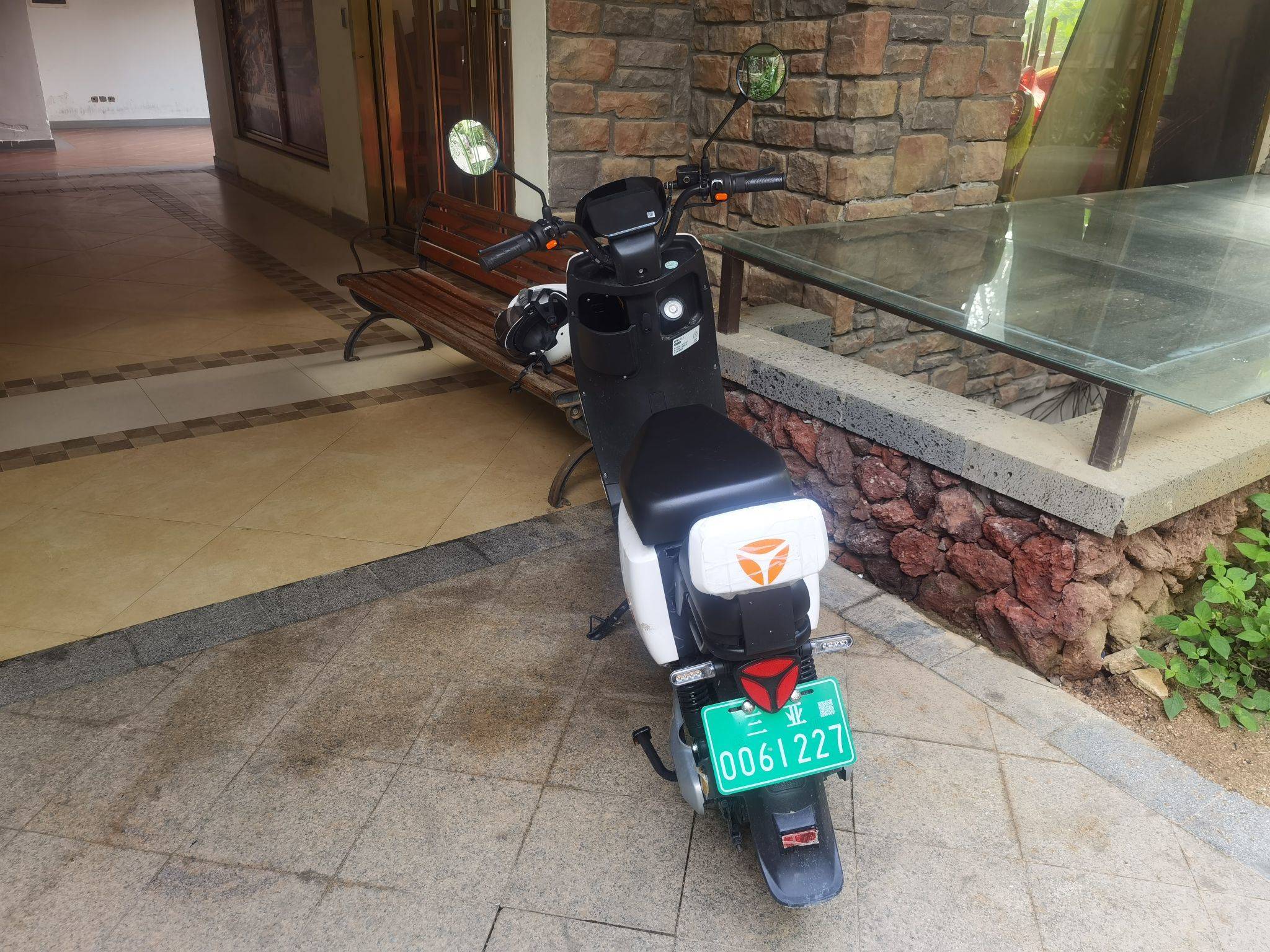 雅迪电动车
