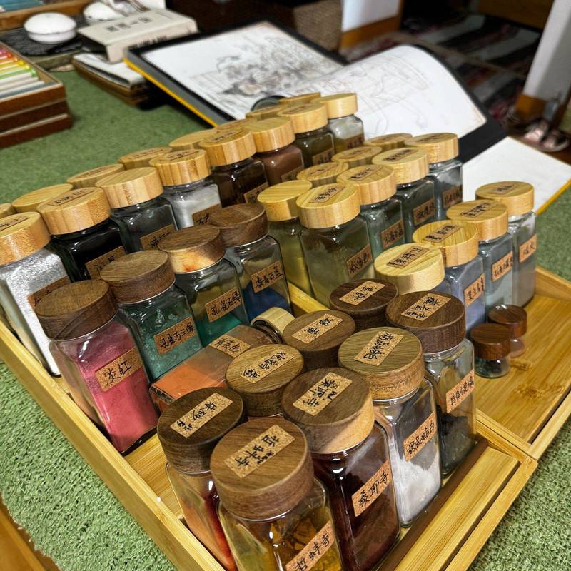 找兼职日结会画画的小伙伴帮忙来拓个稿子