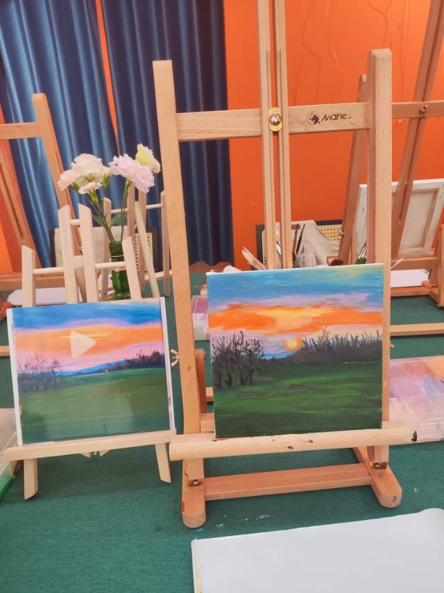 手绘丙烯画风景，画了四五个小时，拿回家可_2