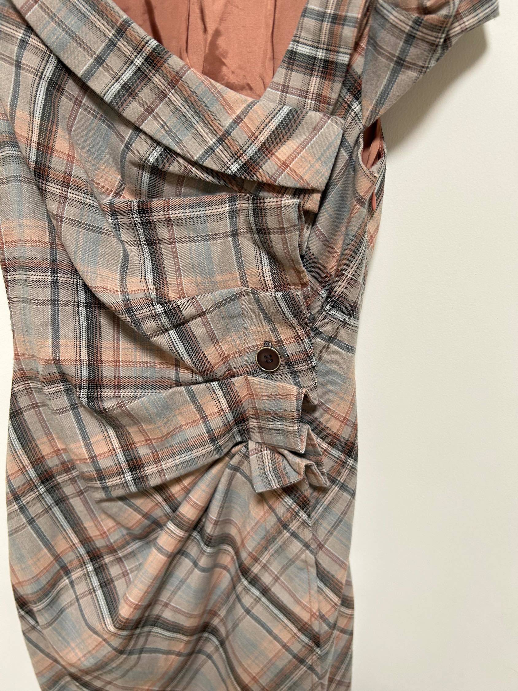 Vero Moda 粉色格子短袖修身连衣_3