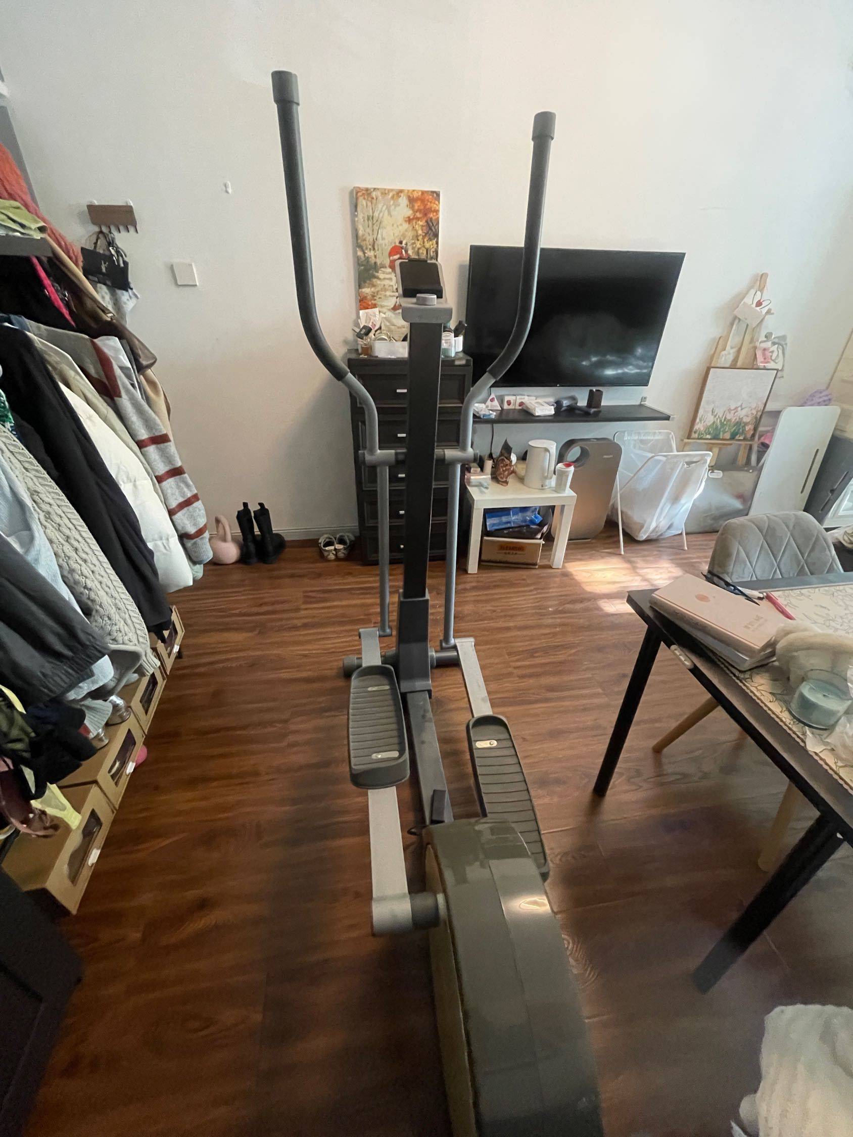 二手转卖，朋友送的椭圆仪，大概1.8m高_3