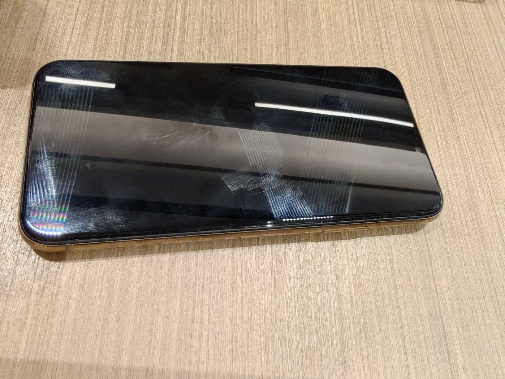 打算换手机了，是苹果XS，没有磕碰过，换_0