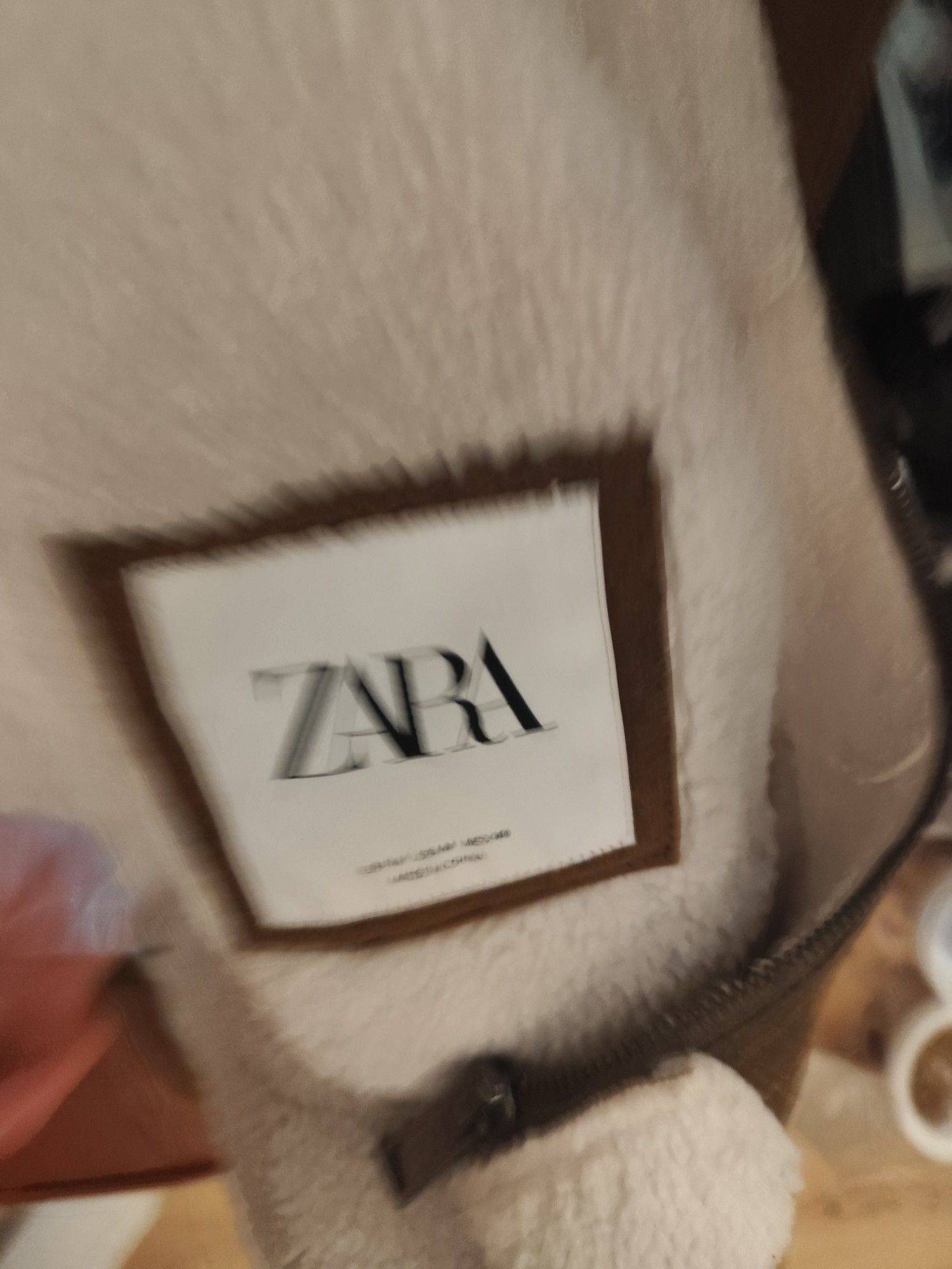 Zara外套/风衣_2