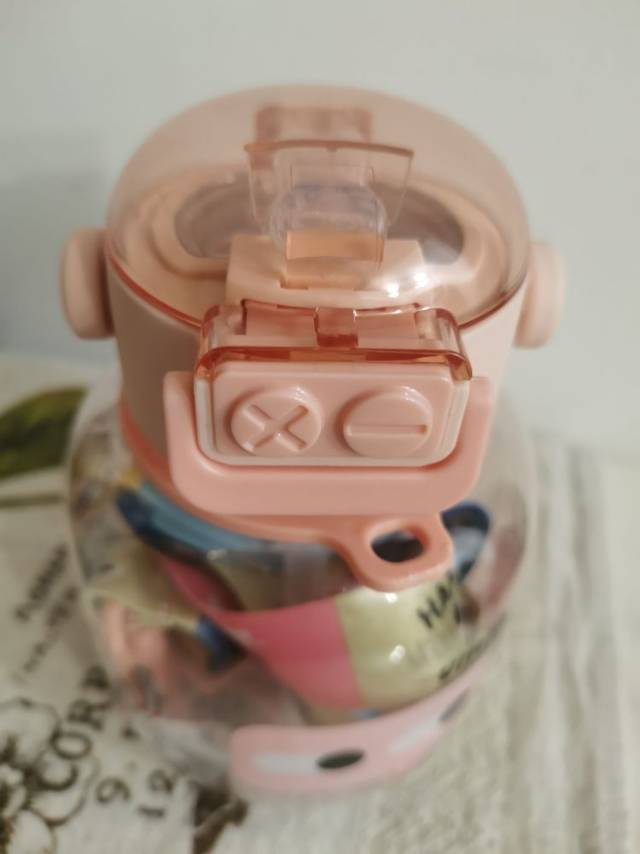 Water bottle _3