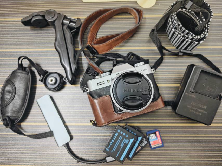 Selling Fuji X-T20 �_0
