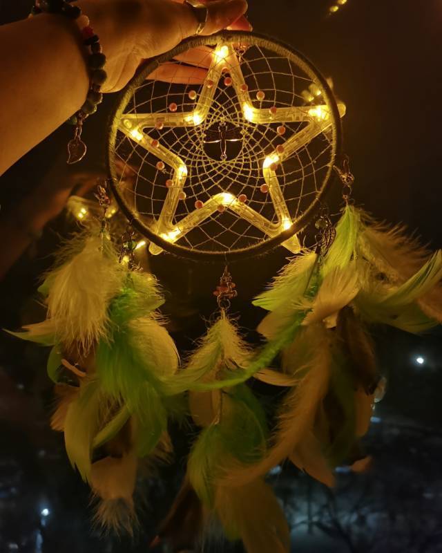April dreamcatcher💚