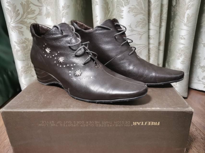 Women's boots/38