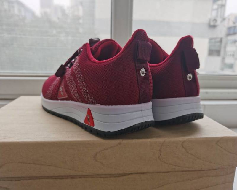 Sneakers / 39_3