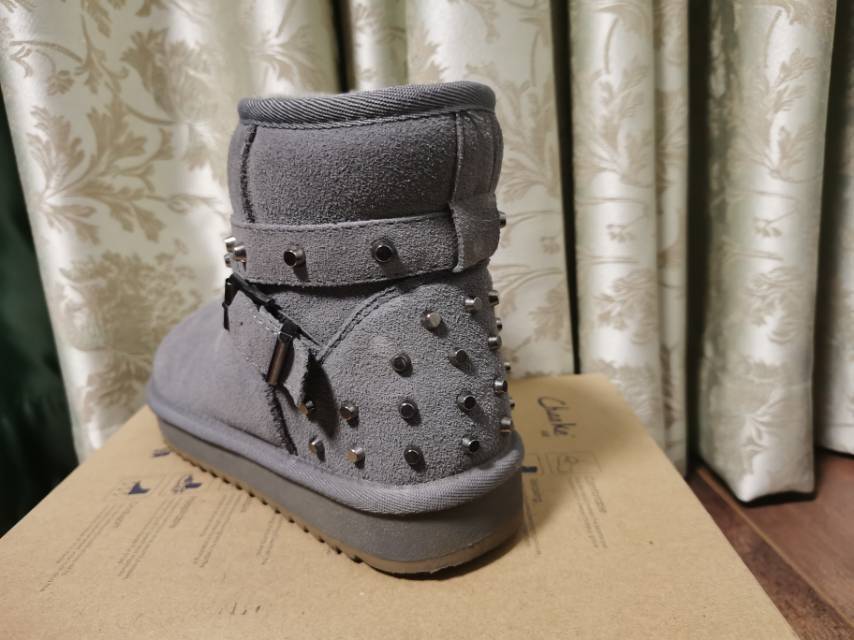 Women's Uggs /39,5_4