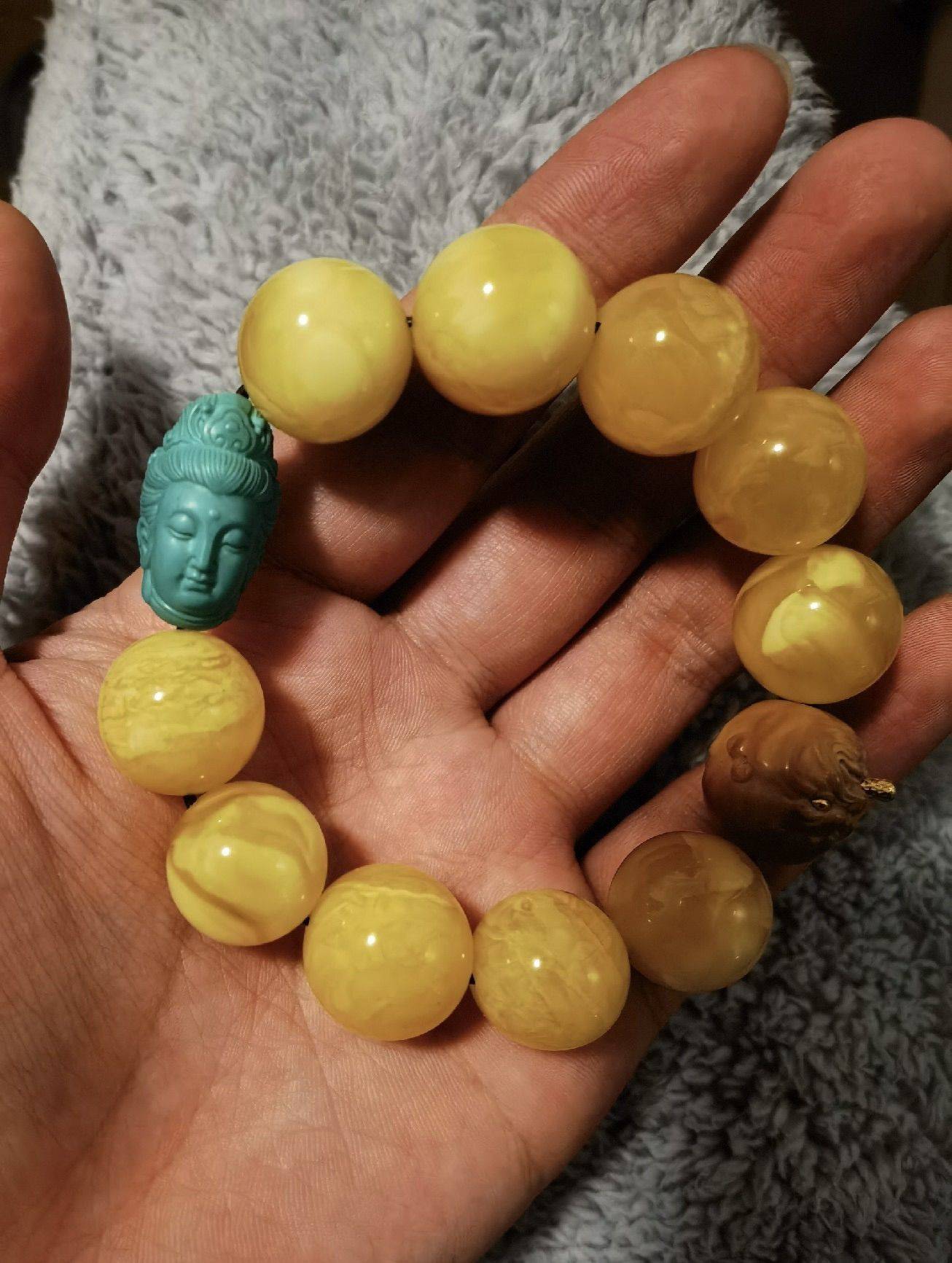 高品质，蜜蜡绿松石观音，核雕，24k黄金