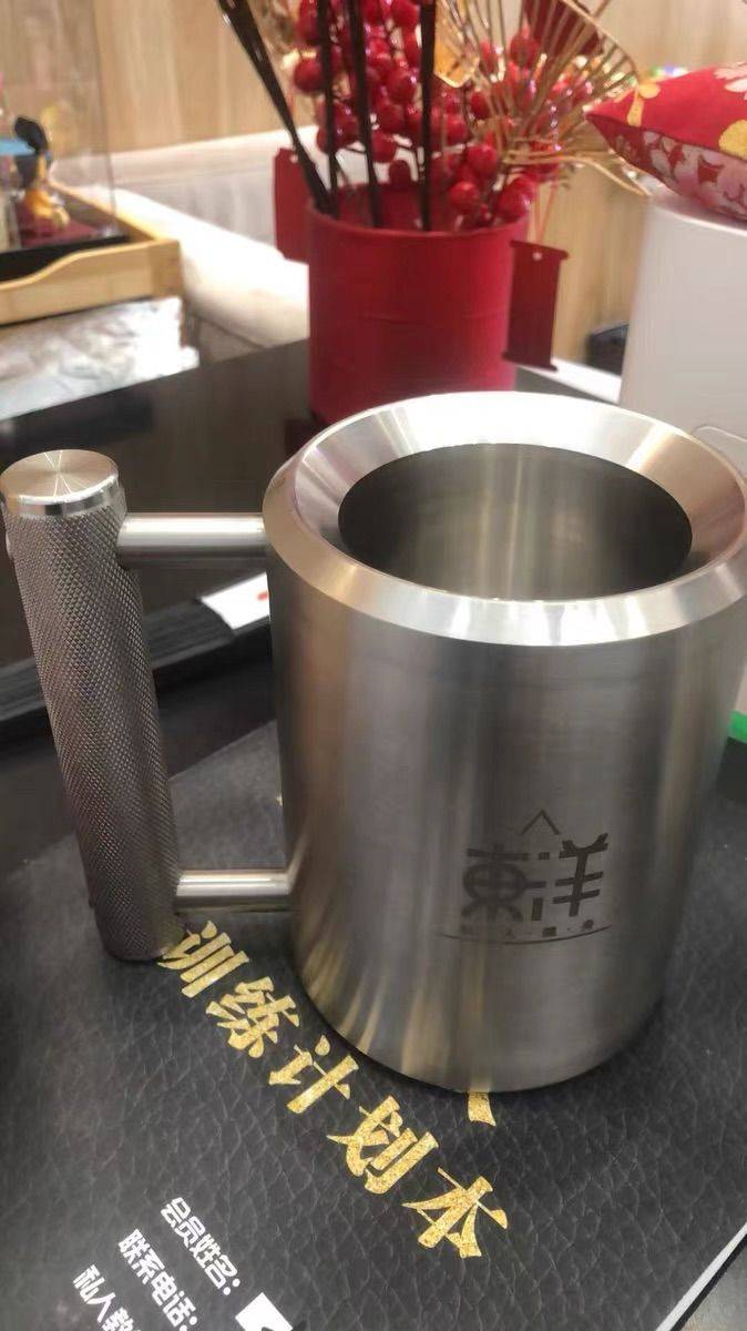 不锈钢哑铃杯 _1