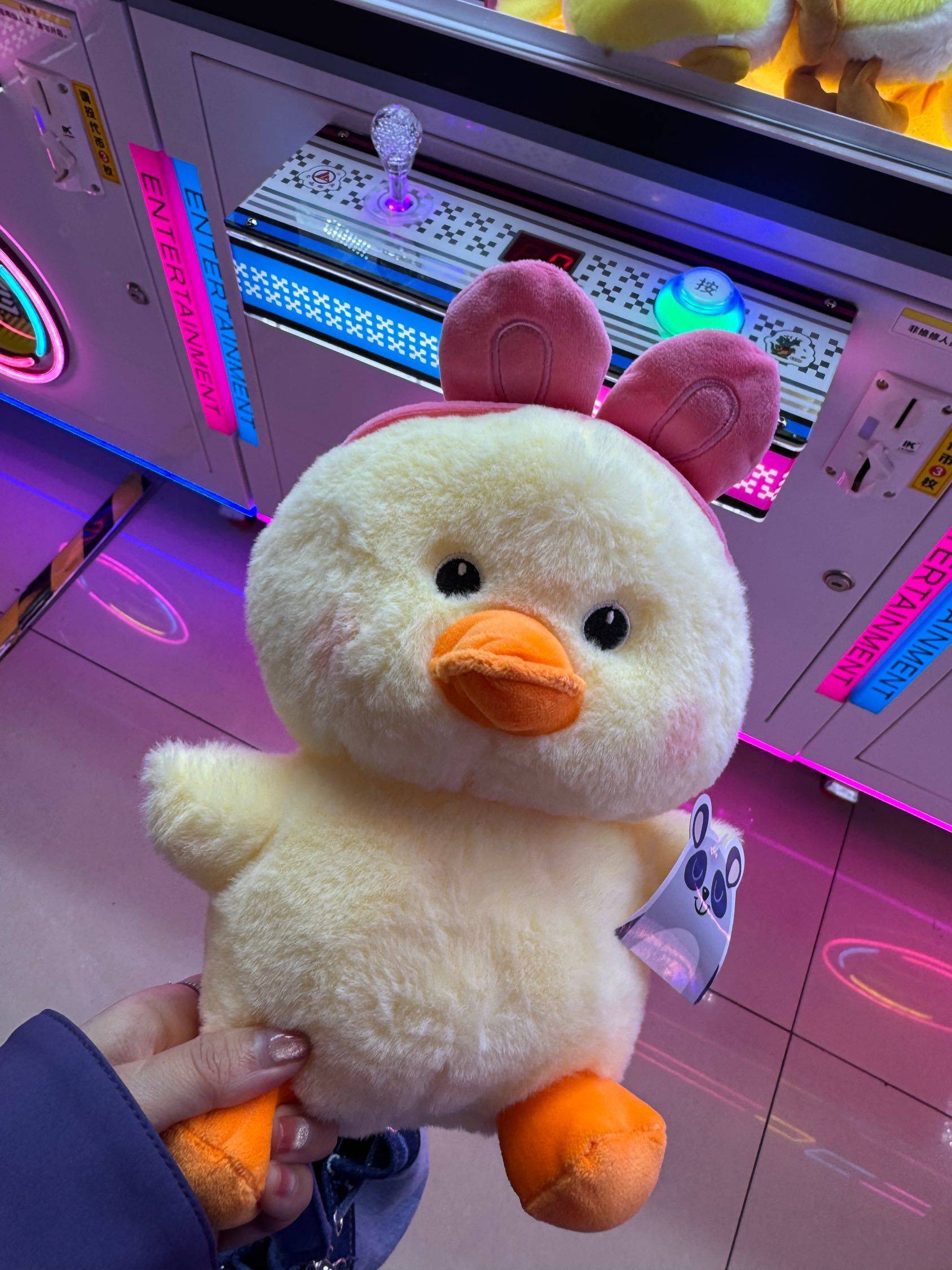 电玩城抓的娃娃 免费出售