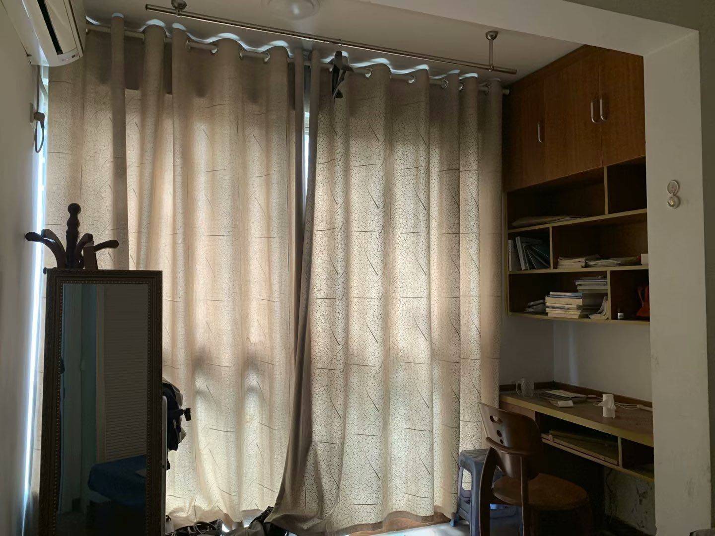 重庆南岸区南坪康德国会山2室一厅出租，离