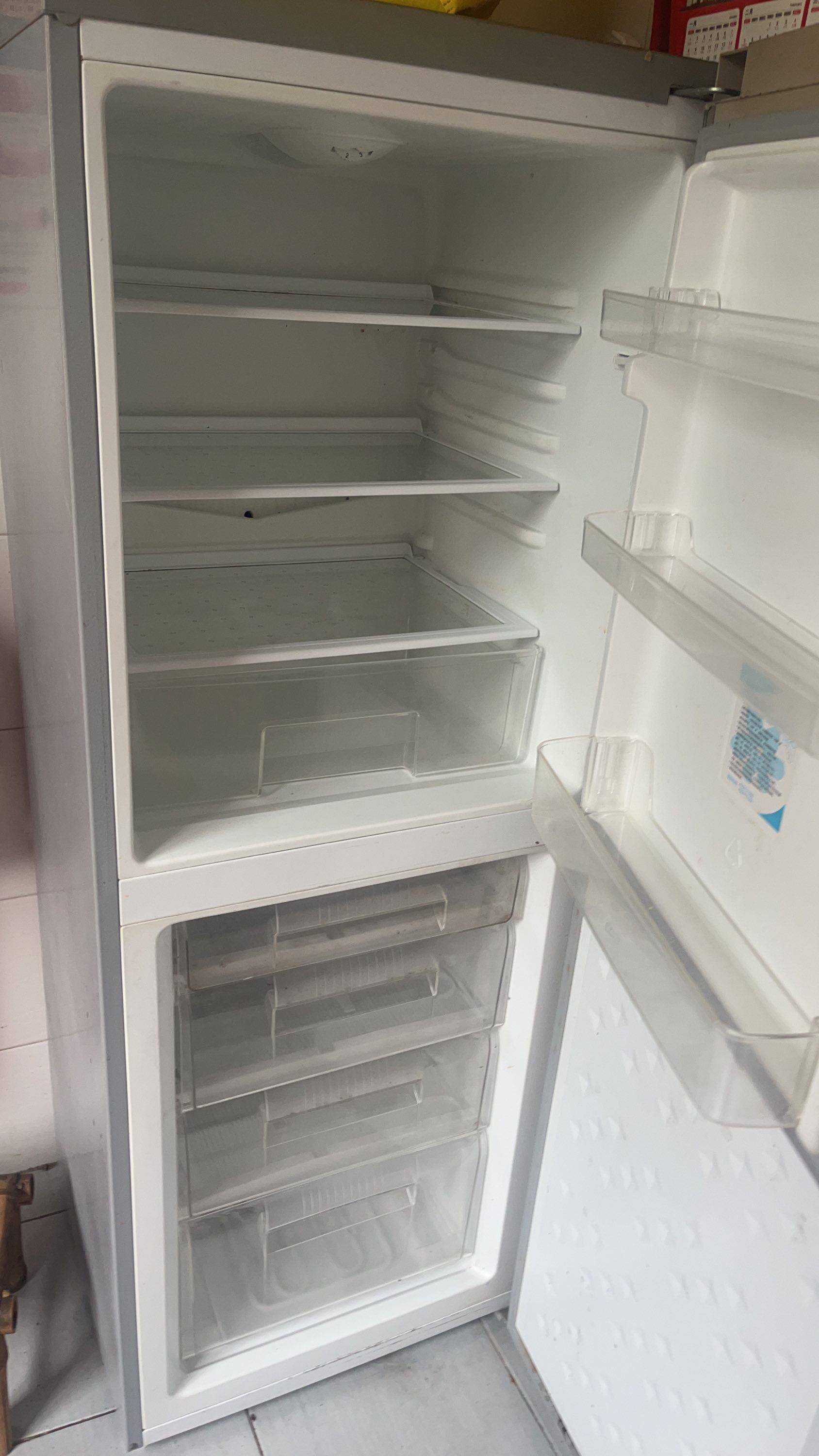 冰箱便宜处理，九成新_1