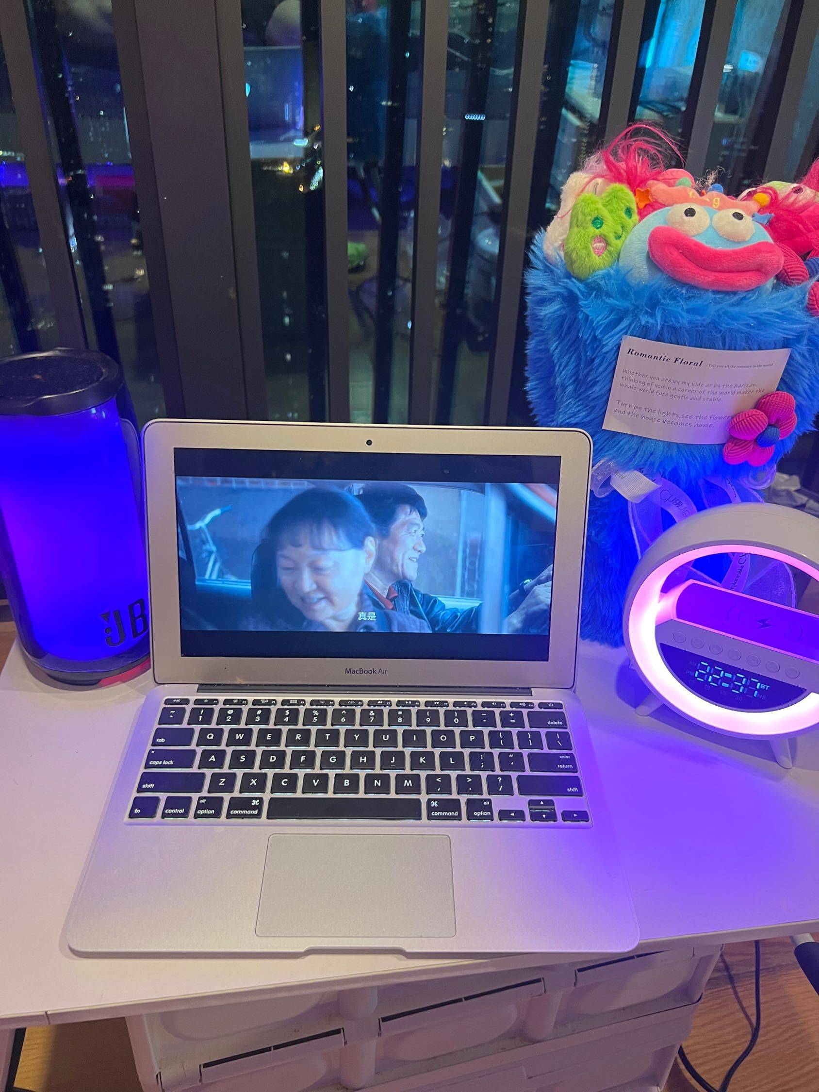 苹果MacBook Air 11寸笔记本_3